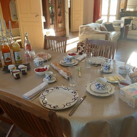 Les Palmiers Bed and Breakfast Mauves Εξωτερικό φωτογραφία