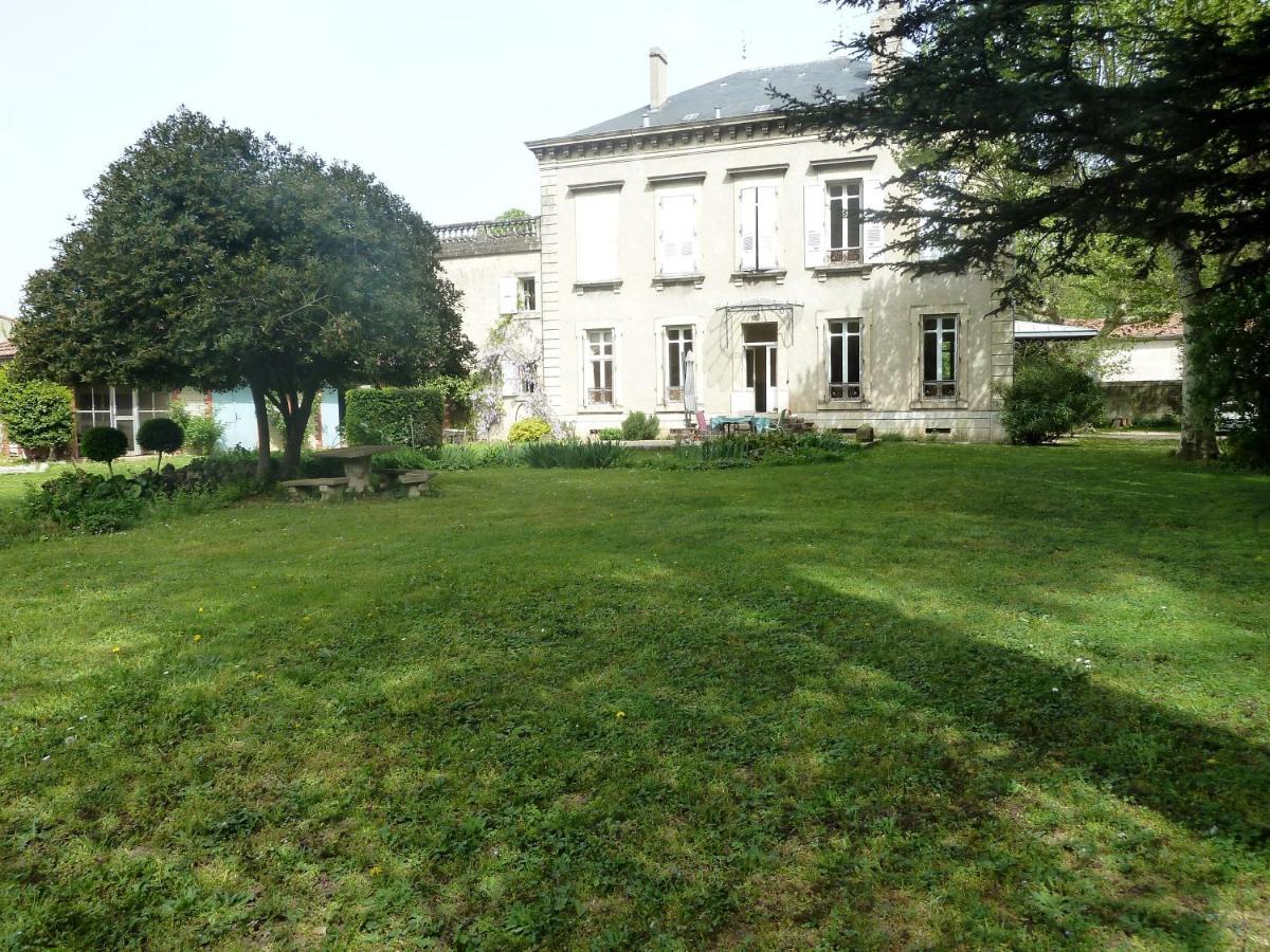 Les Palmiers Bed and Breakfast Mauves Εξωτερικό φωτογραφία